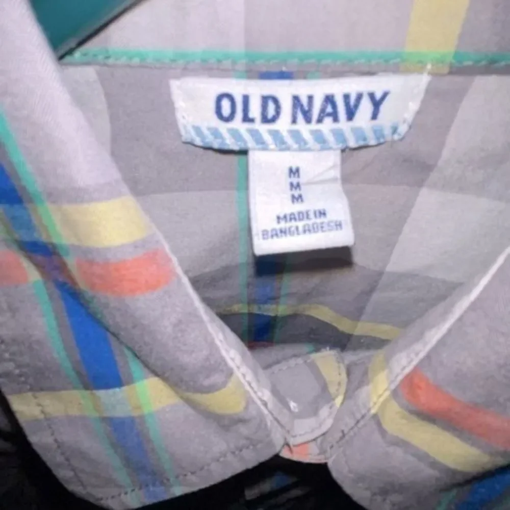 Old Navy‎ Boys Button Up Long Sleeve Plaid Shirt Size M